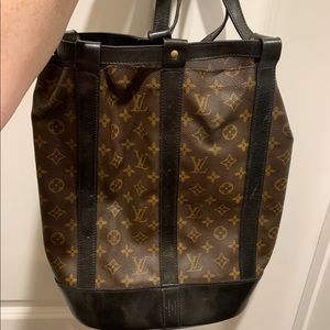 Authentic Louis Vuitton GM Monogram Randonnee